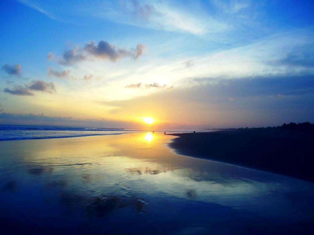 Bale'Ku Hotel Pangandaran Buitenkant foto